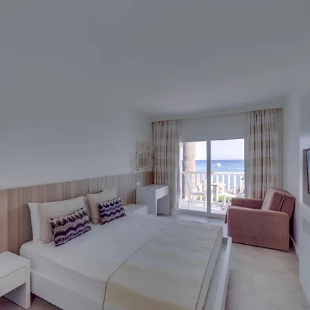 فندق Ladonia Mio Mare أكيارلار