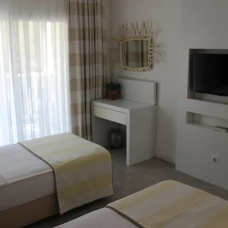 Hotel Ladonia Mio Mare 4*