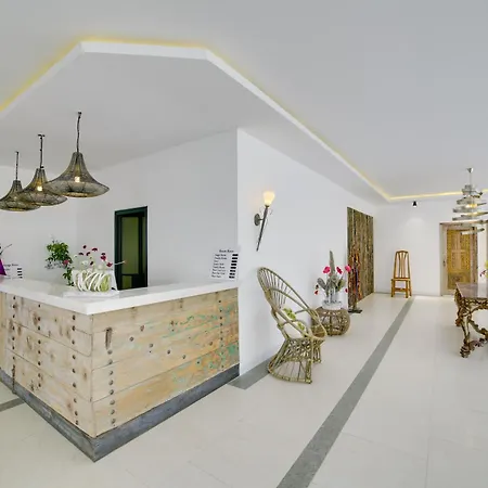 Ladonia Mio Mare Hotell