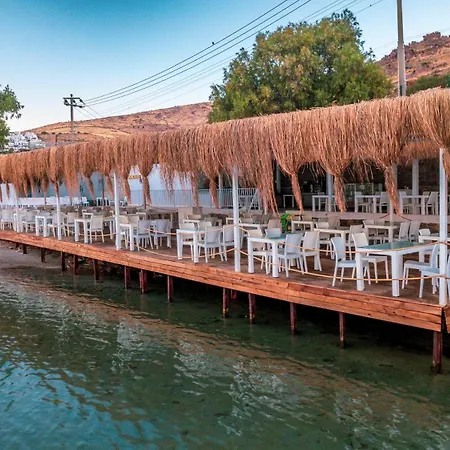 Ladonia Mio Mare فندق أكيارلار