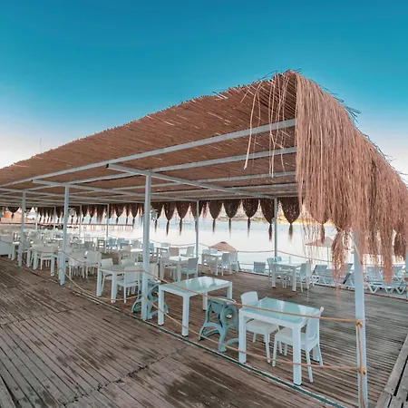 فندق Ladonia Mio Mare أكيارلار